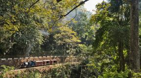 Indien-2020-tanago-erlebnisreisen-eisenbahnreisen-railfan-tours-photo_charter-27.jpg