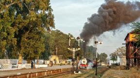 pakistan-attock-tanago-eisenbahnreisen-railfan-tours-36.jpg