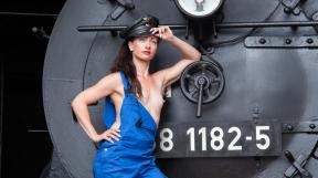 12-erotische-photoshooting-tanago-eisenbahnreisen-railfan-tours-25.jpg